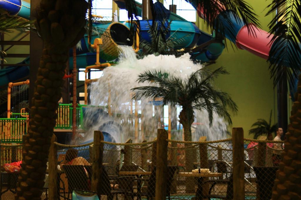 Maui Sands Resort & Indoor Water Park แซนดัสกี ภายนอก รูปภาพ